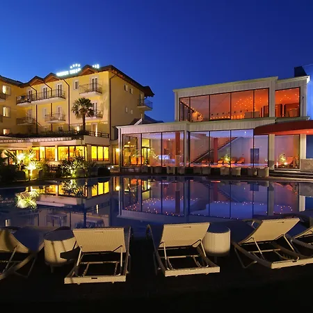 Villa Nicolli Romantic Resort - Adults Only-2