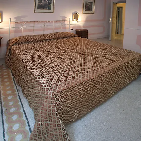 La Maison Dell'Orologio-2
