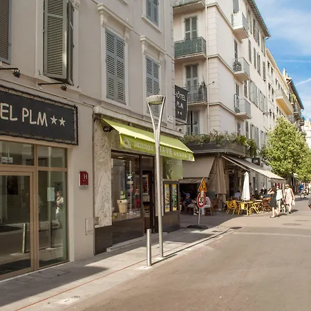 Hotel P.L.M.-2