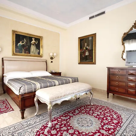 Grand Hotel President-2