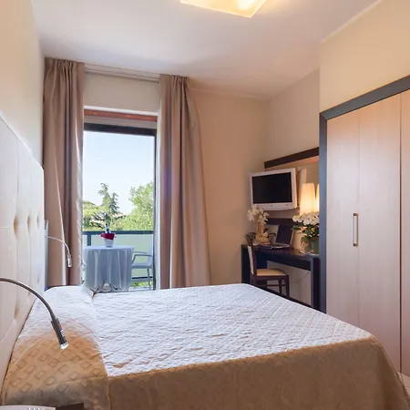 Suite Hotel Elite-2