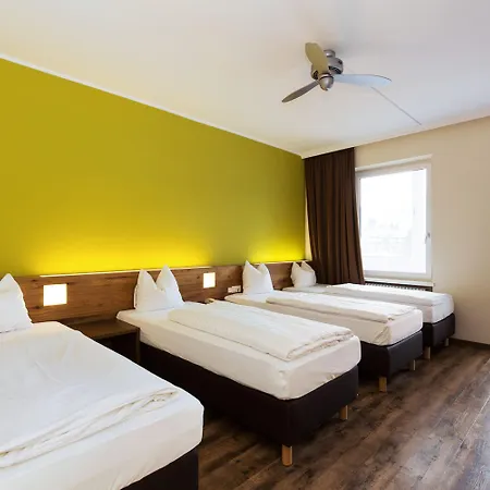 Basic Hotel Innsbruck-2
