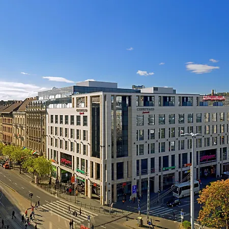 Courtyard By Marriott Budapest City Center-3