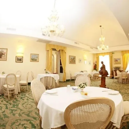 Grande Albergo Internazionale-3