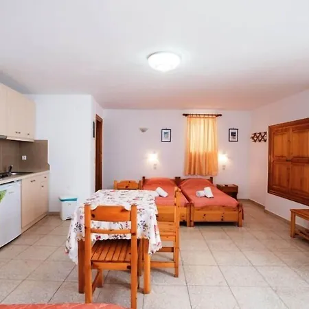 Florance Apartments-3