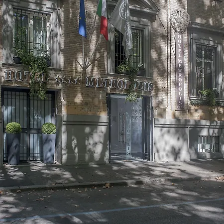 Metropolis - Hotel di Charme-3
