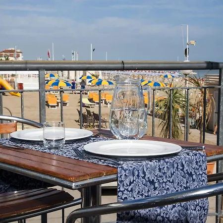 Hotel Strand-3