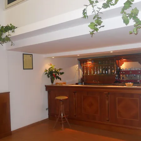 Hotel Traghetto-2