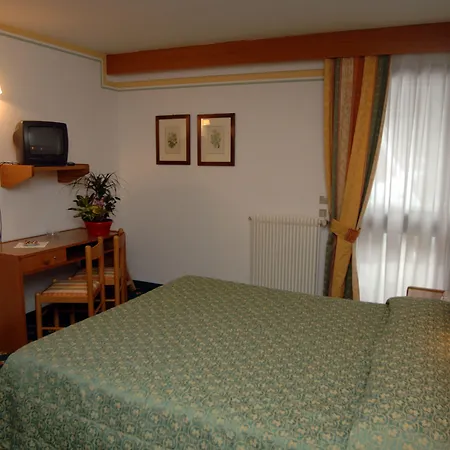 Centro Pineta Family Hotel&Wellness-3
