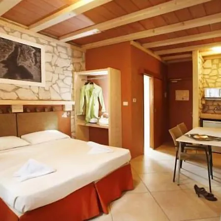 Albergo Garni Orchidea-3
