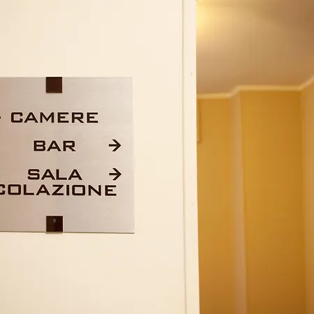 Hotel Sogni D'Oro Airport-2