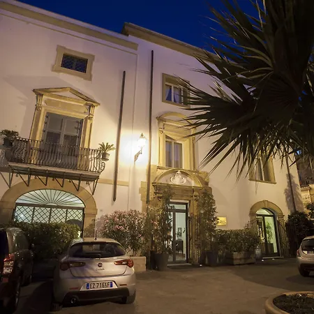Hotel Palazzo Brunaccini-3
