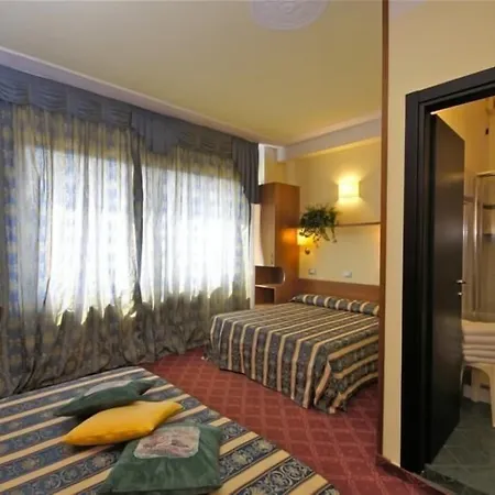 Hotel Promenade Universale-3