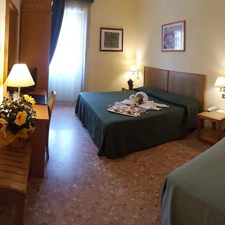 Nuovo Albergo-2
