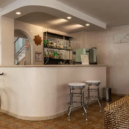 Hotel Stresa-3