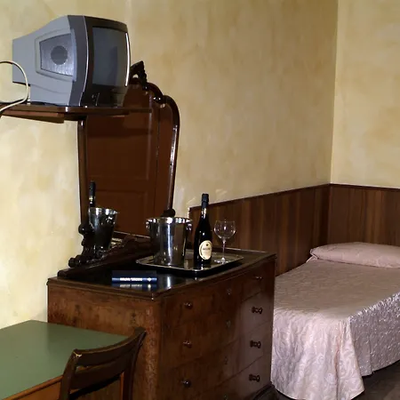 Hotel Touring-3
