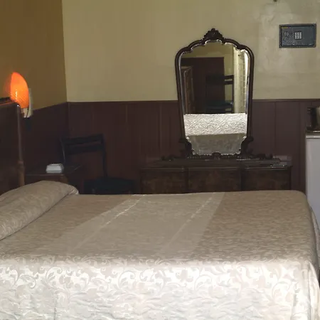 Hotel Touring-2
