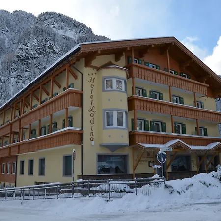 Hotel Ladina-3