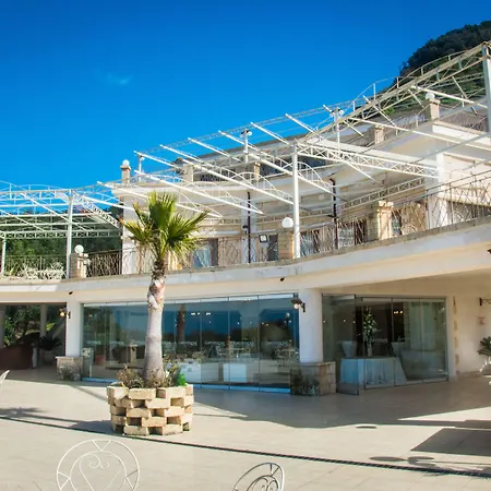 CapoSperone Resort-3