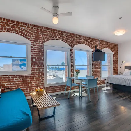Venice Breeze Suites-2