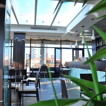 Monarc Hotel-2