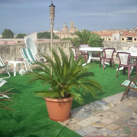 B&B Camelot-3