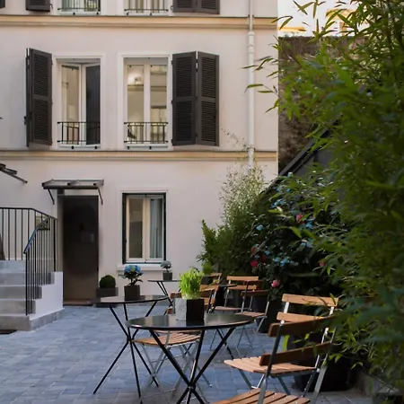 Hotel Mirabeau Eiffel-2