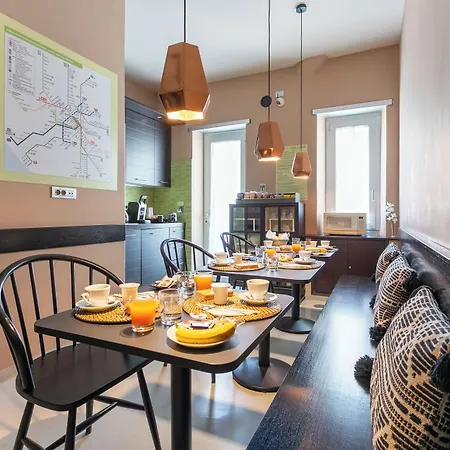 Moai Home-2