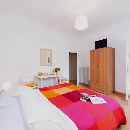 Soggiorno Venere-2