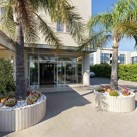 Simon Hotel-3