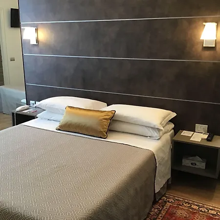 Hotel La Nuova Rotaia-2
