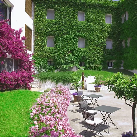 Hotel Emilia-3