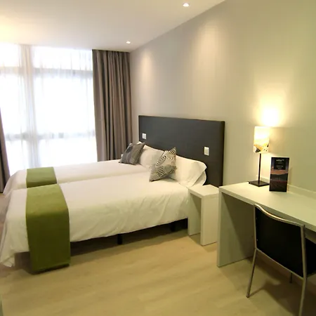 Hostal Aslyp 114-2
