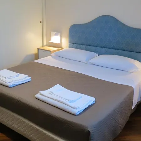 CASA BATTISTI MESSINA Guest House in centro città, ideale per FAMIGLIE o GRUPPI-2