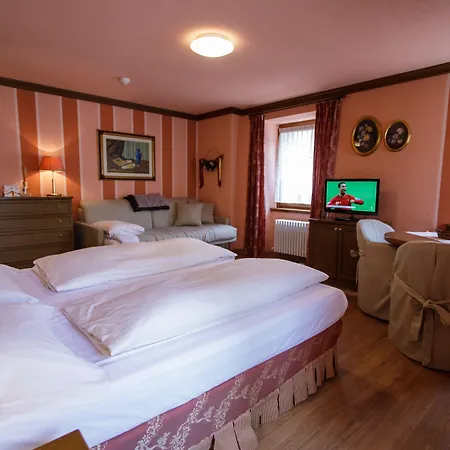 Hotel Compagnoni-2