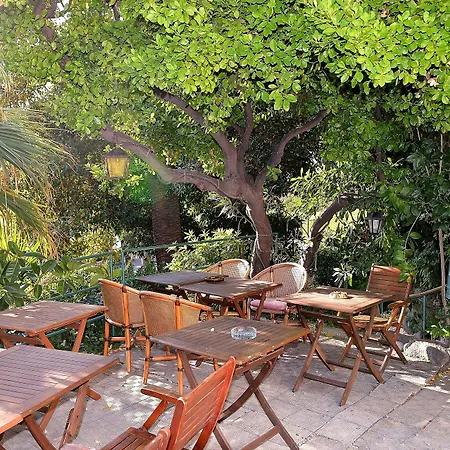 Hotel Petit Royal-3