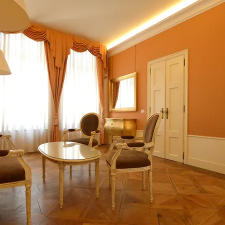 Corte Barozzi Venice Suites-3