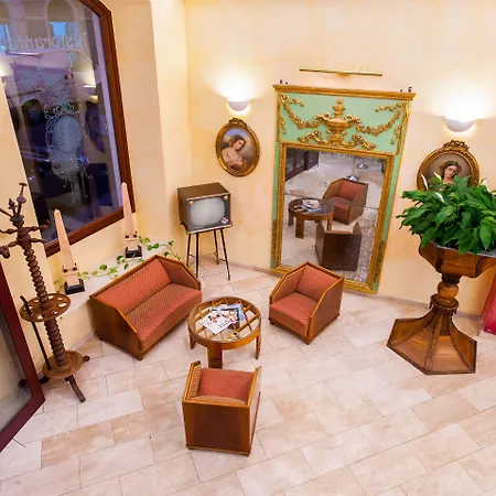 Hotel Flora-2