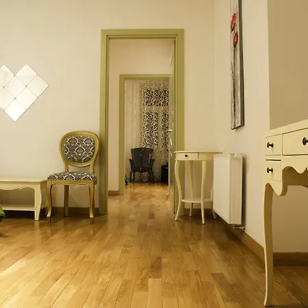 Dolce Vita Suites Boutique-3