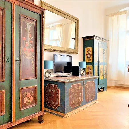 Small Luxury Palace Residence-2