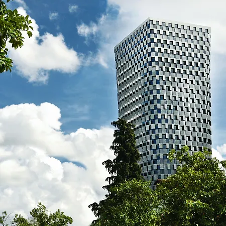 Maritim Hotel Plaza Tirana-3