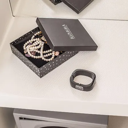 Home Boutique Luxury & Design-2