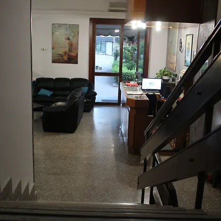Hotel Diana-3