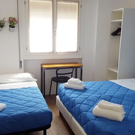 Lake Garda Hostel-3