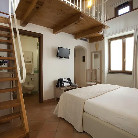 Relais Villa Angiolina-2