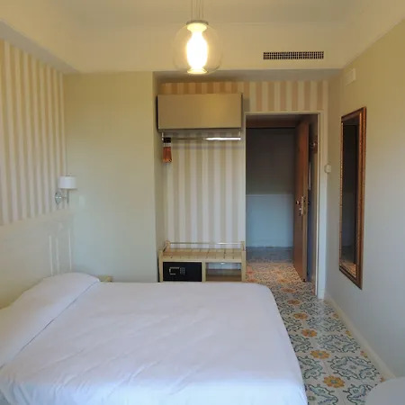 Hotel Zeus-2