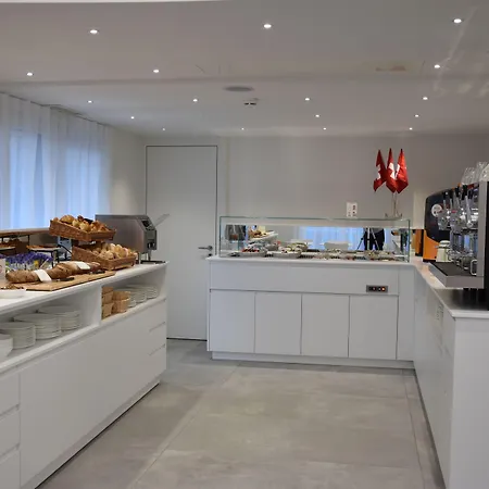 Hotel City Locarno-2