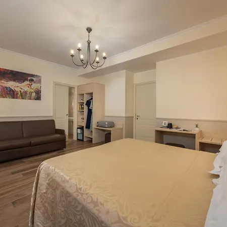 Hotel Flavia-2