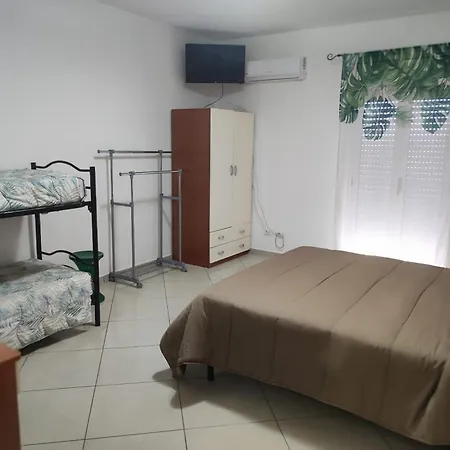 Bed And Breakfast Oasi-2