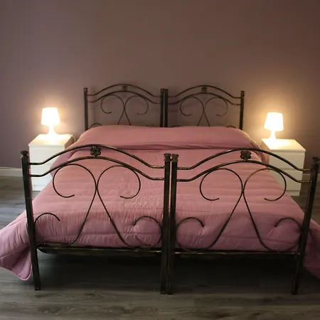 Tra L'Etna E Il Mare B&B-3